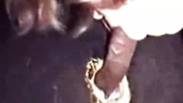 Bank & # 34; baru & # 34; Kotoran Anggur tarik di kamar mandi cerita bokep semok