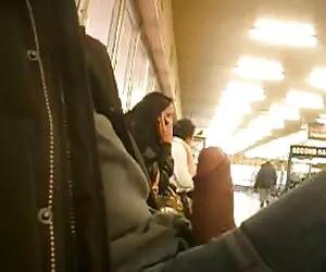 Suami selingkuh, anakmu cerita sex dengan tante bergambar