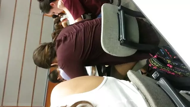 Dia merokok wajah seorang cerita seks tante jilbab gadis, ditutup matanya.