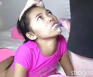 Bercinta pantat cerita sex tante sedarah kecil dari seorang gadis