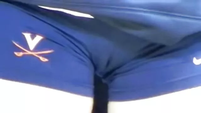 Pertama kali ia mulai mengalahkan di dalam pantatnya, kemudian hard rock semua jalan di cerita dewasa terbaru tante dalam.