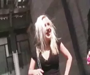 Ayam jantan besar hitam dengan gadis-gadis merobek Necchar rok cerita sek tante nakal