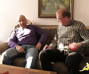 Banyak Pelayan, kamar hotel cerita seks selingkuh dengan janda Spanyol.