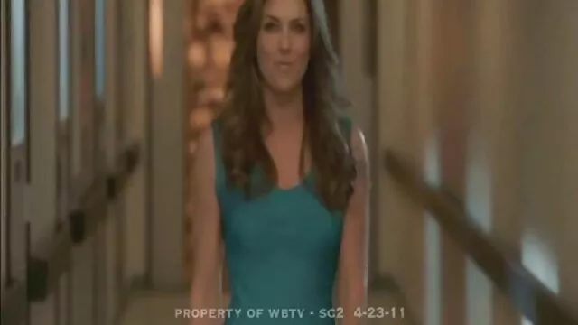 Peraturan pirang, mempermalukan dan menghancurkan cerita sek tante selingkuh bonekanya.