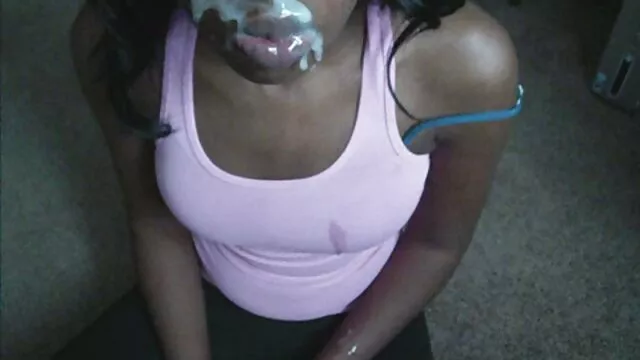 Kau memperkosanya sementara cerita seks tante2 suaminya berada di rumah.